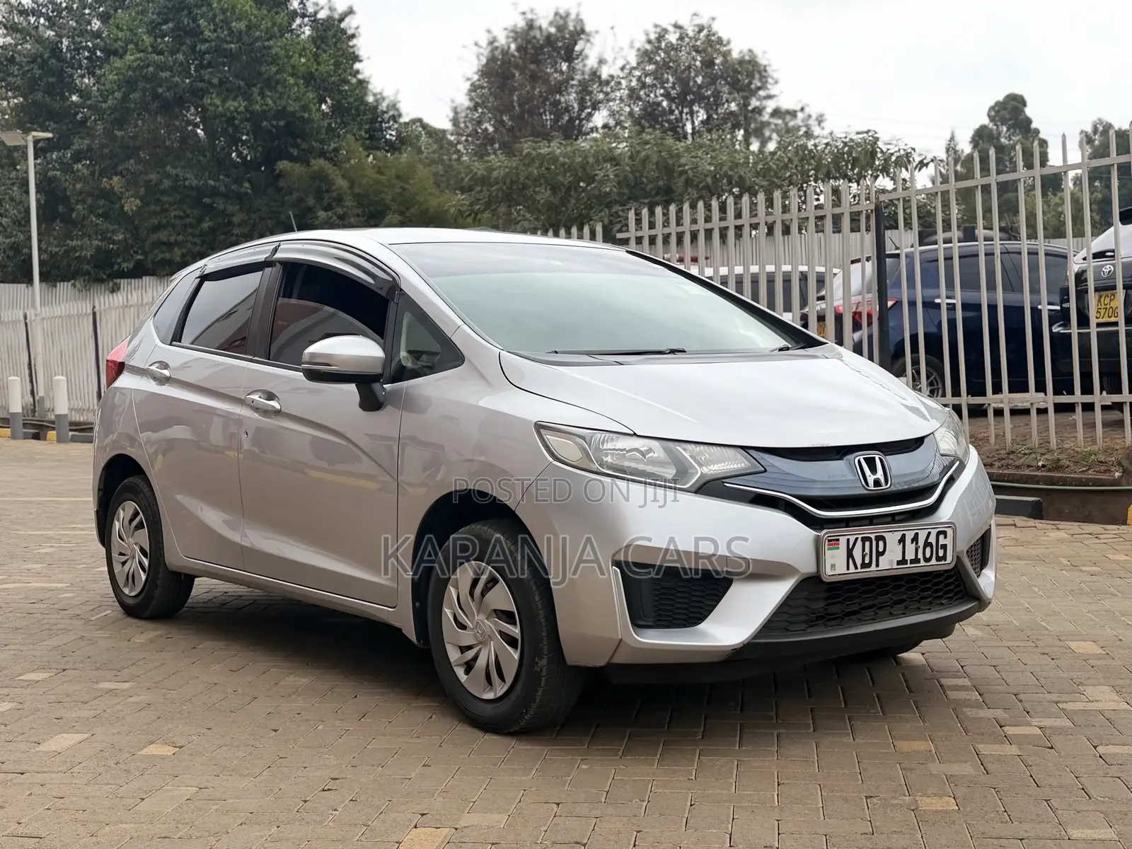 Honda Fit 2016 Silver