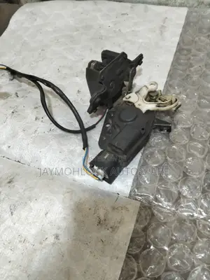 Bootlock Toyota Estima