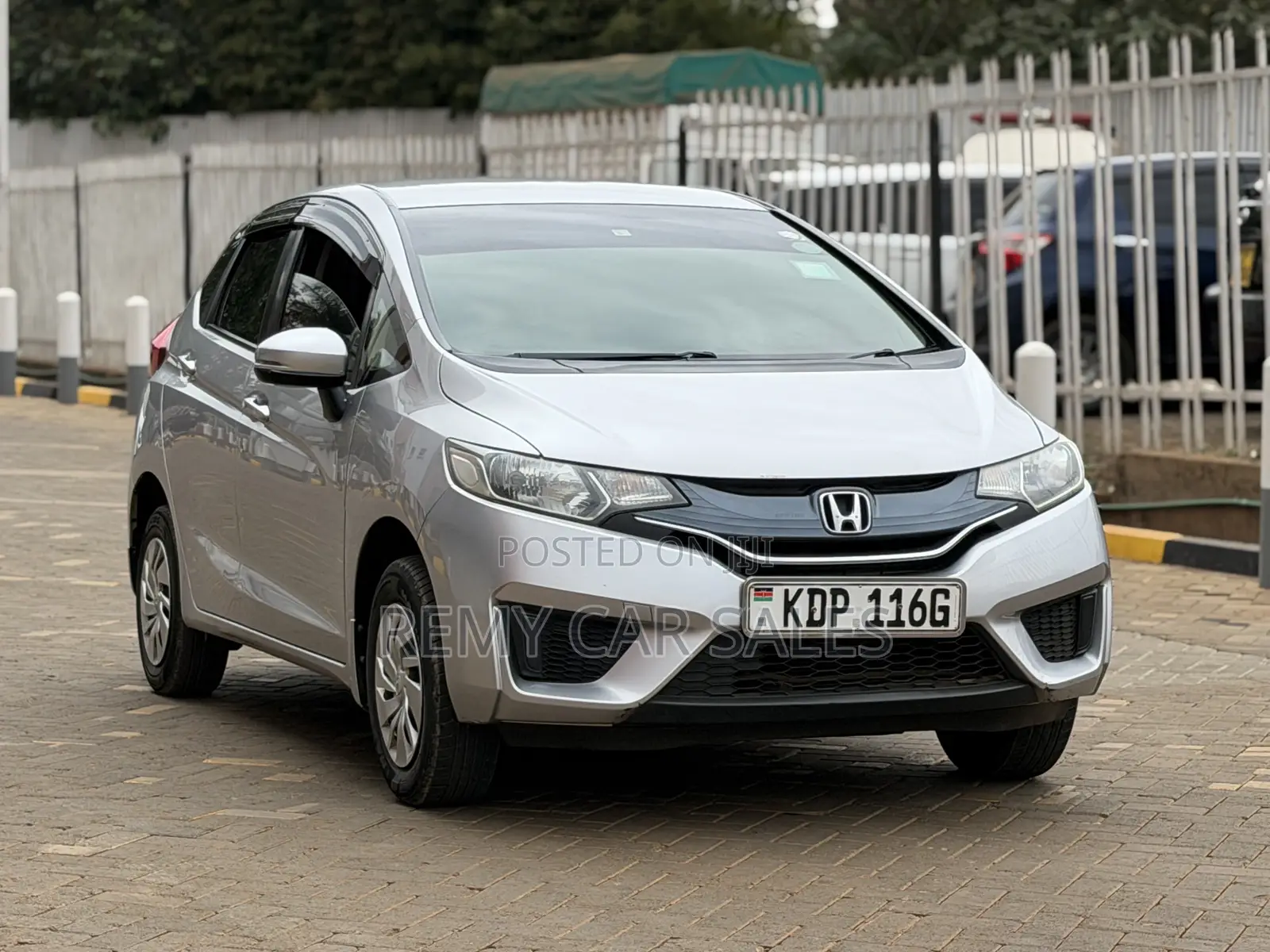 Honda Fit 2016 Silver