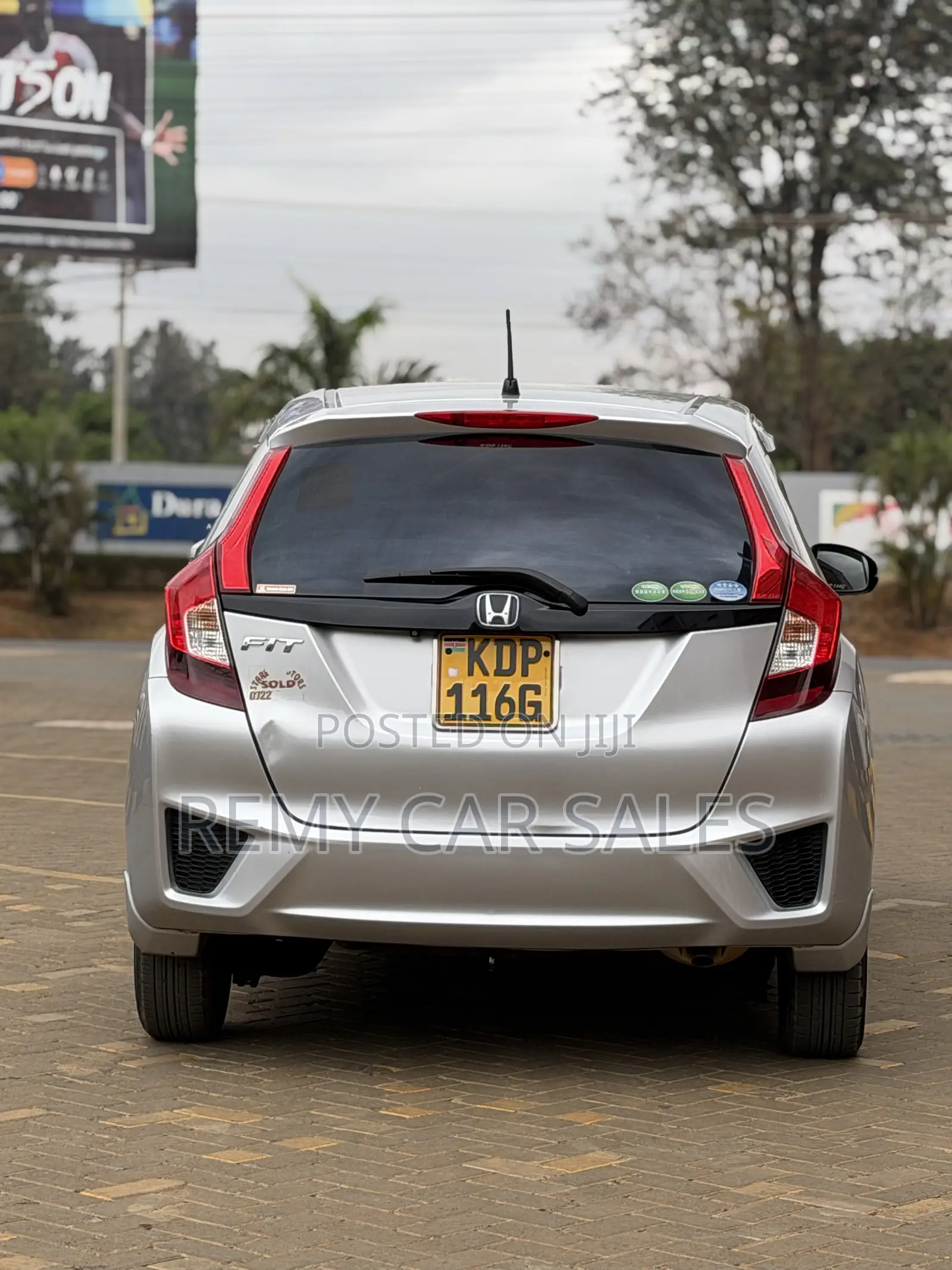 Honda Fit 2016 Silver