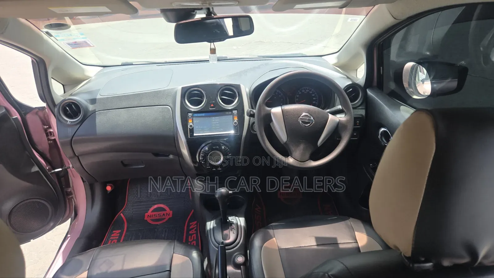 Nissan Note 1.6 Petrol 2017 Pink