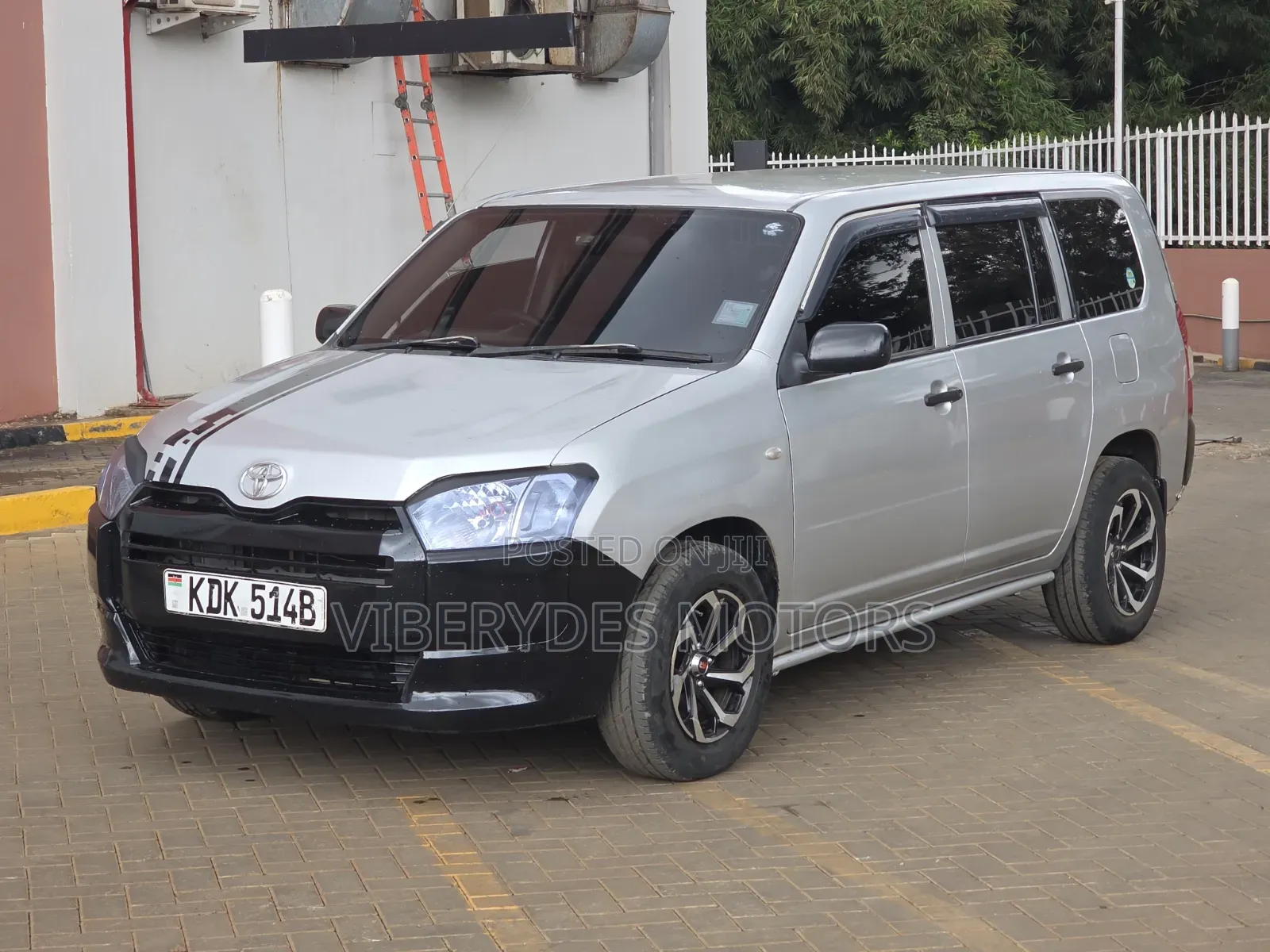 Toyota Succeed 2015 Silver