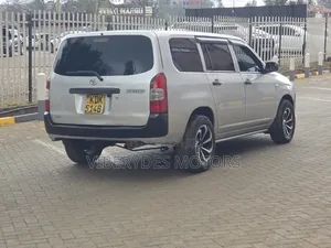 Toyota Succeed 2015 Silver