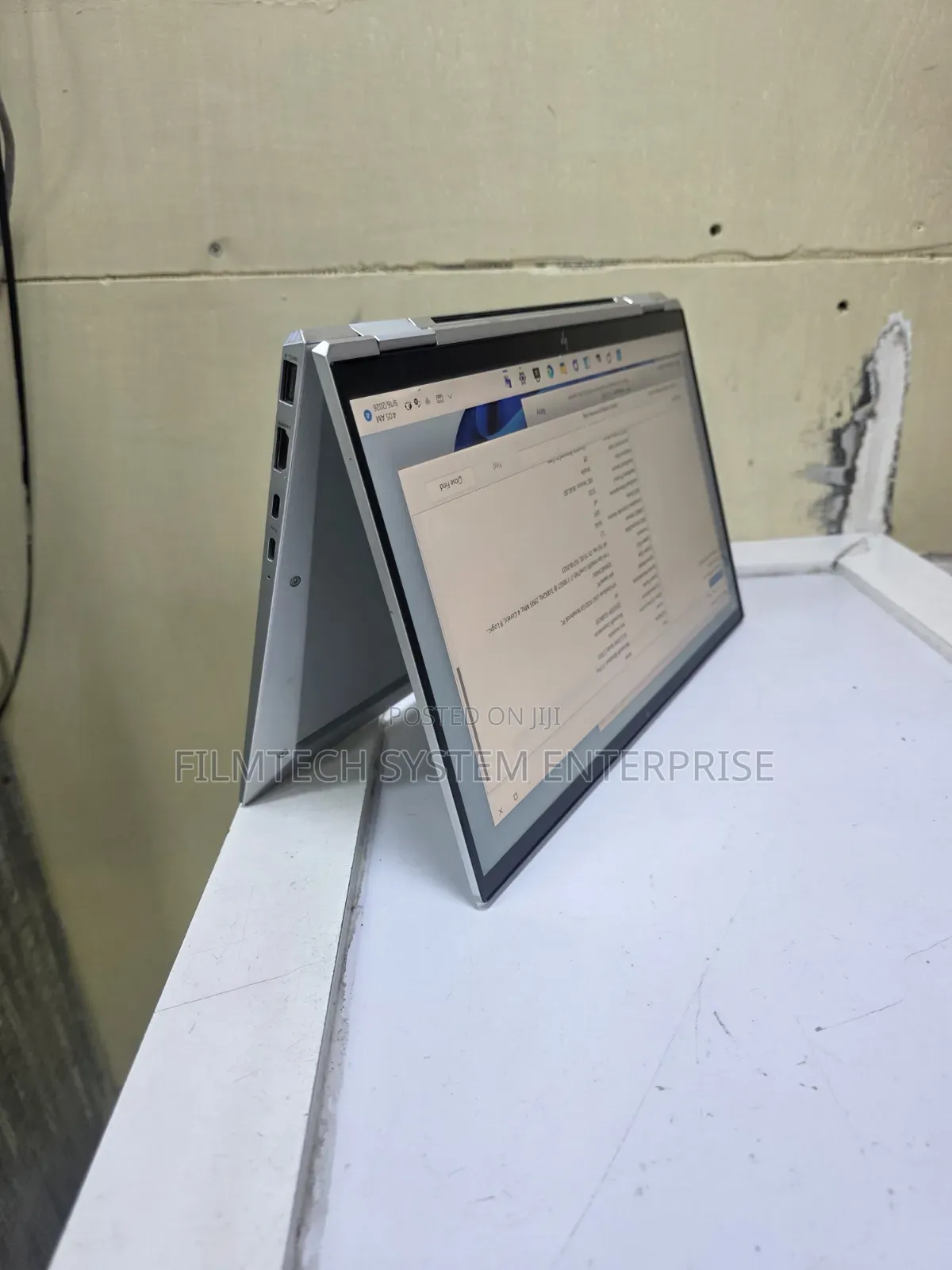 Laptop HP EliteBook x360 1030 G8 16GB Intel Core i7 SSHD (Hybrid) 512GB