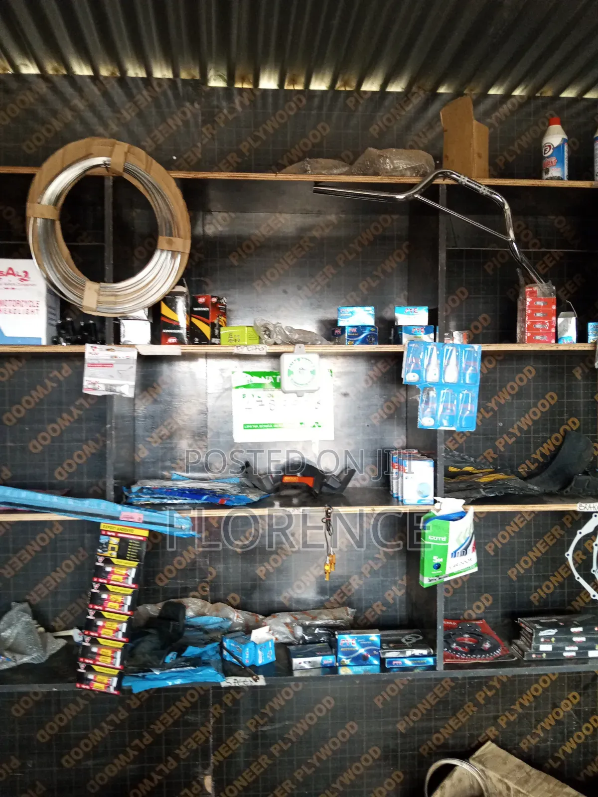 Am Selling Motorcycle Spare Parts Eg Sprockets, Cylinders