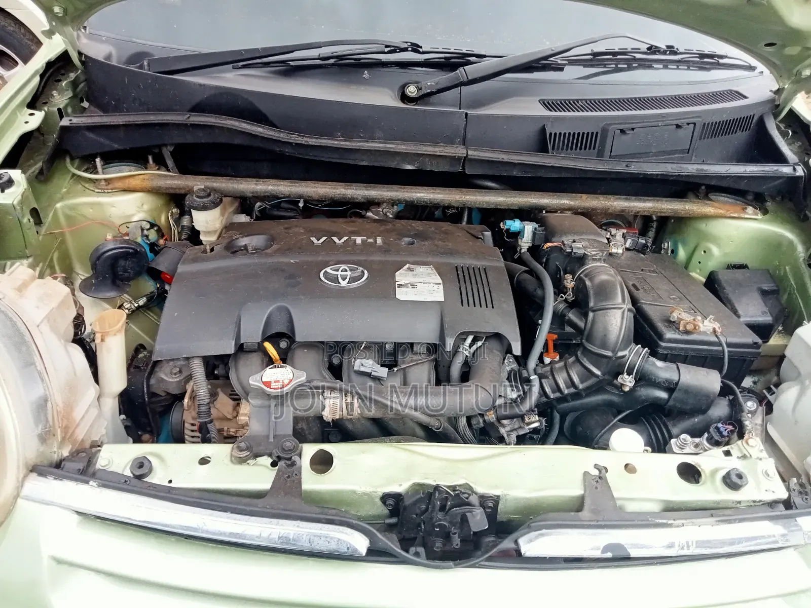 Toyota Sienta 2008 Green