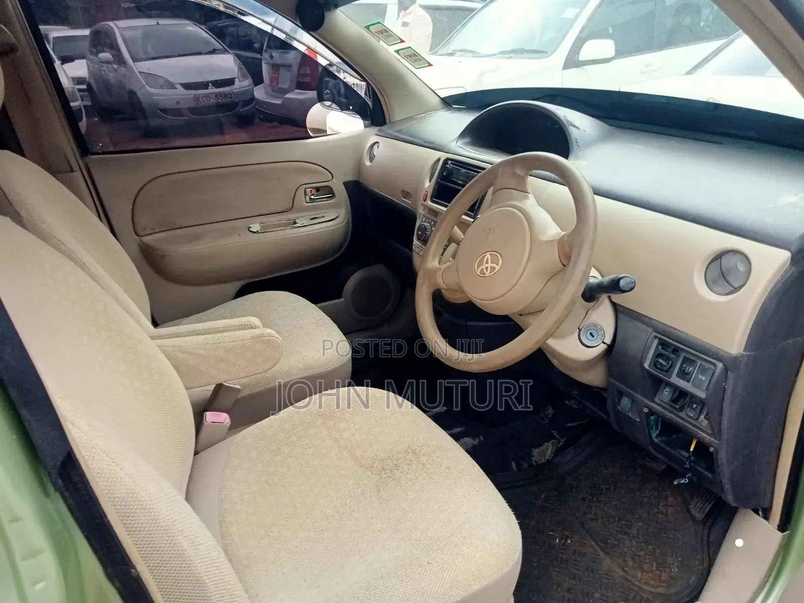 Toyota Sienta 2008 Green