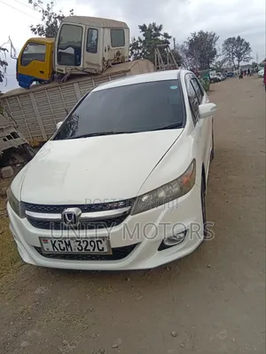 Honda Stream 2010 White