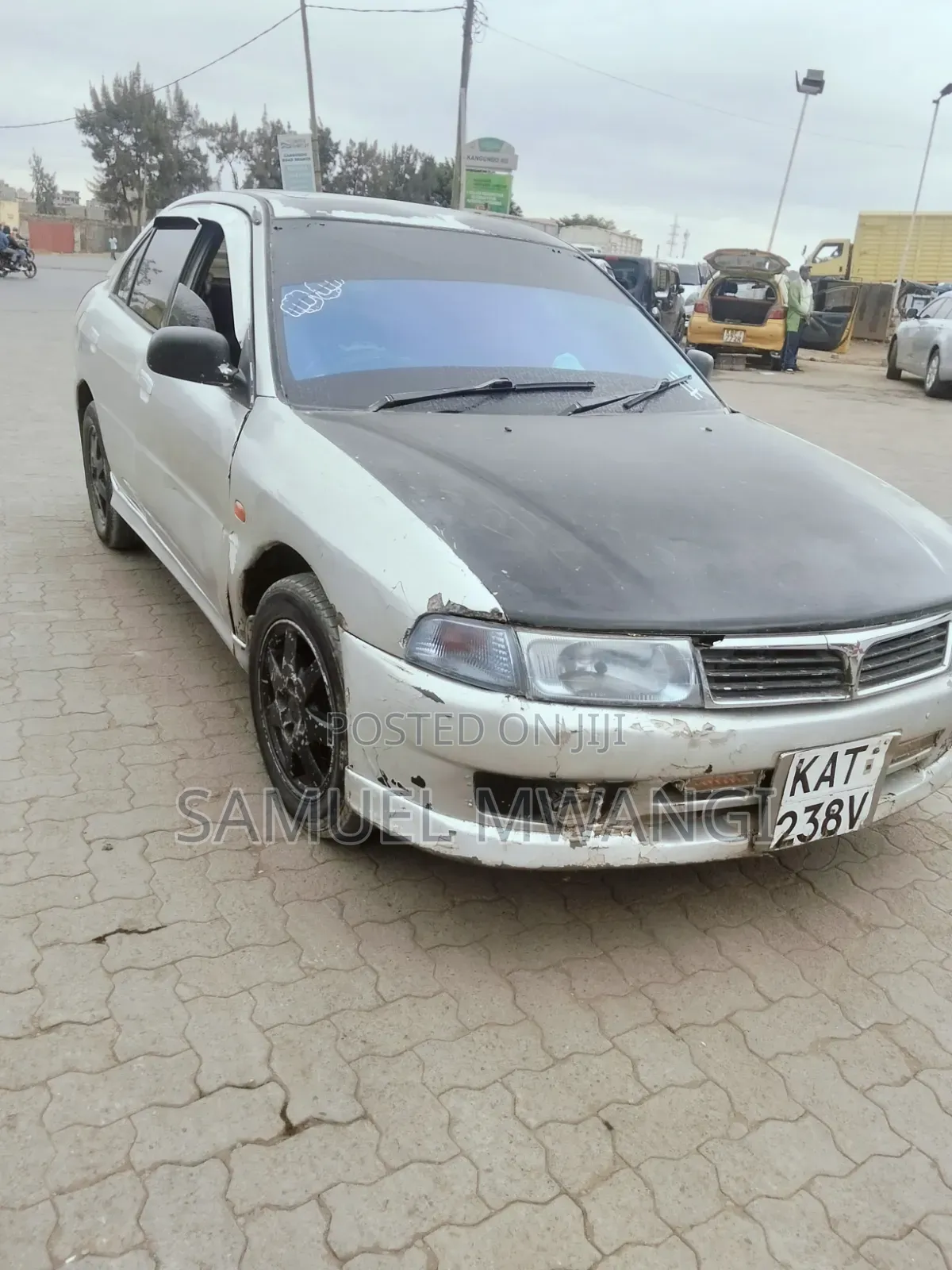 Mitsubishi Lancer 2000 Silver