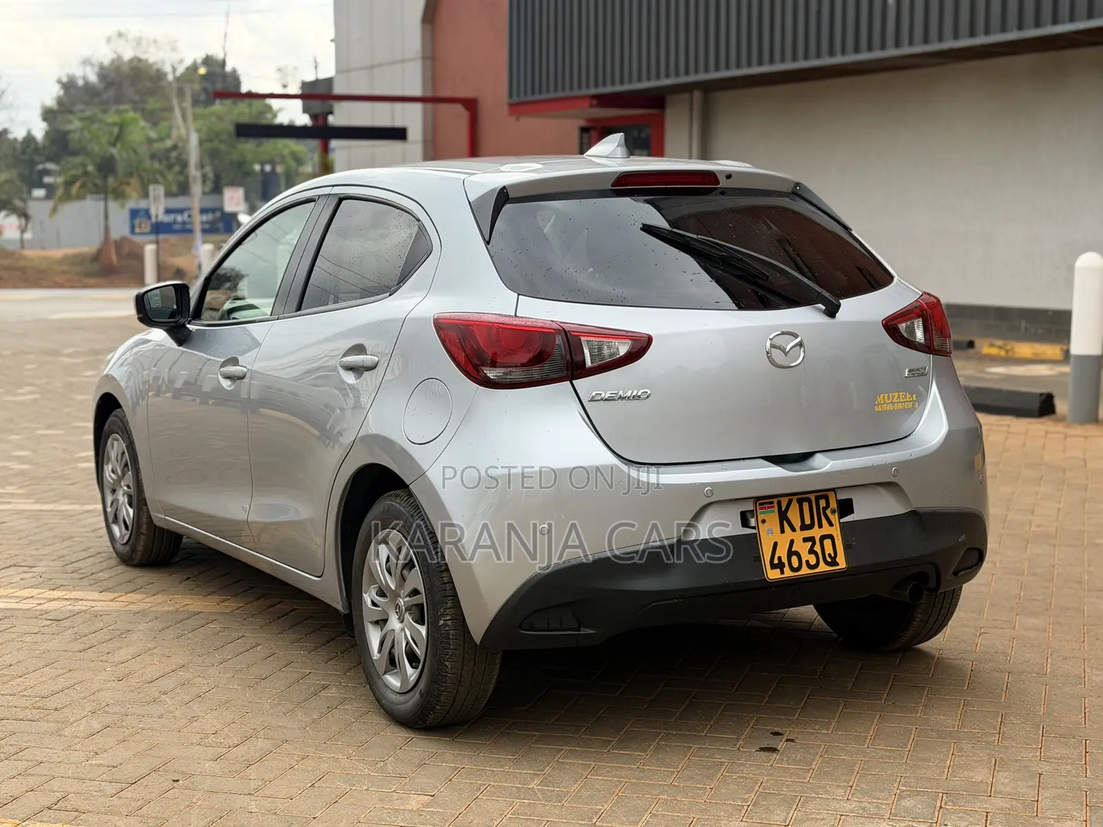 Mazda Demio 2018 Silver