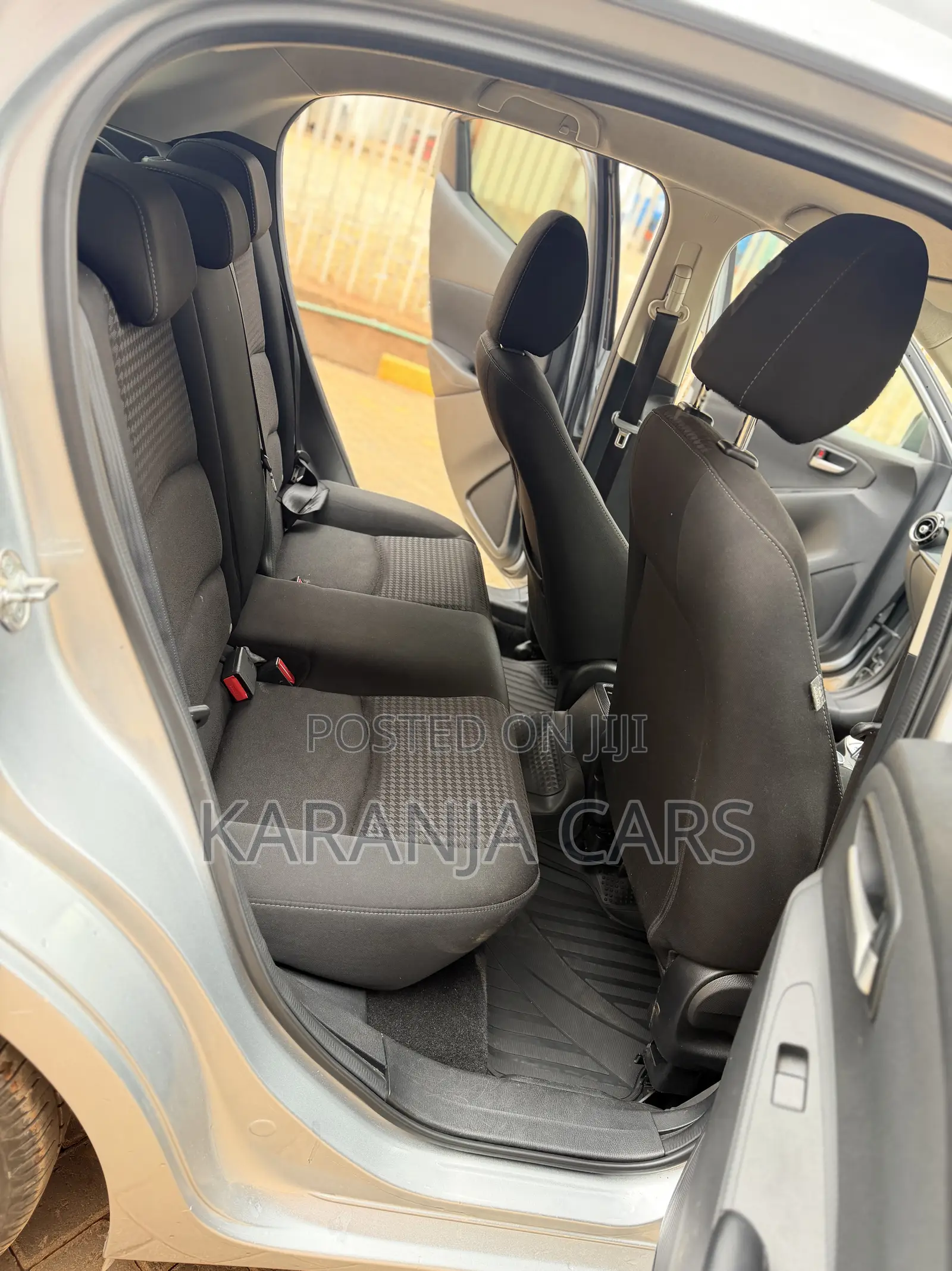 Mazda Demio 2018 Silver