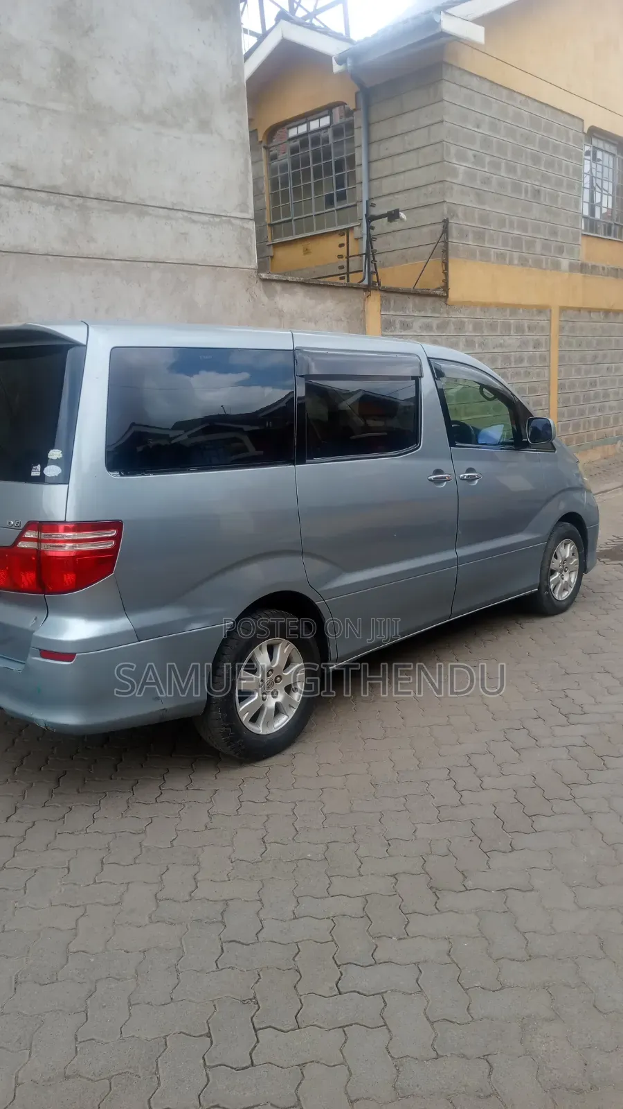 Toyota Alphard 2.4 Petrol AWD 2008 Silver