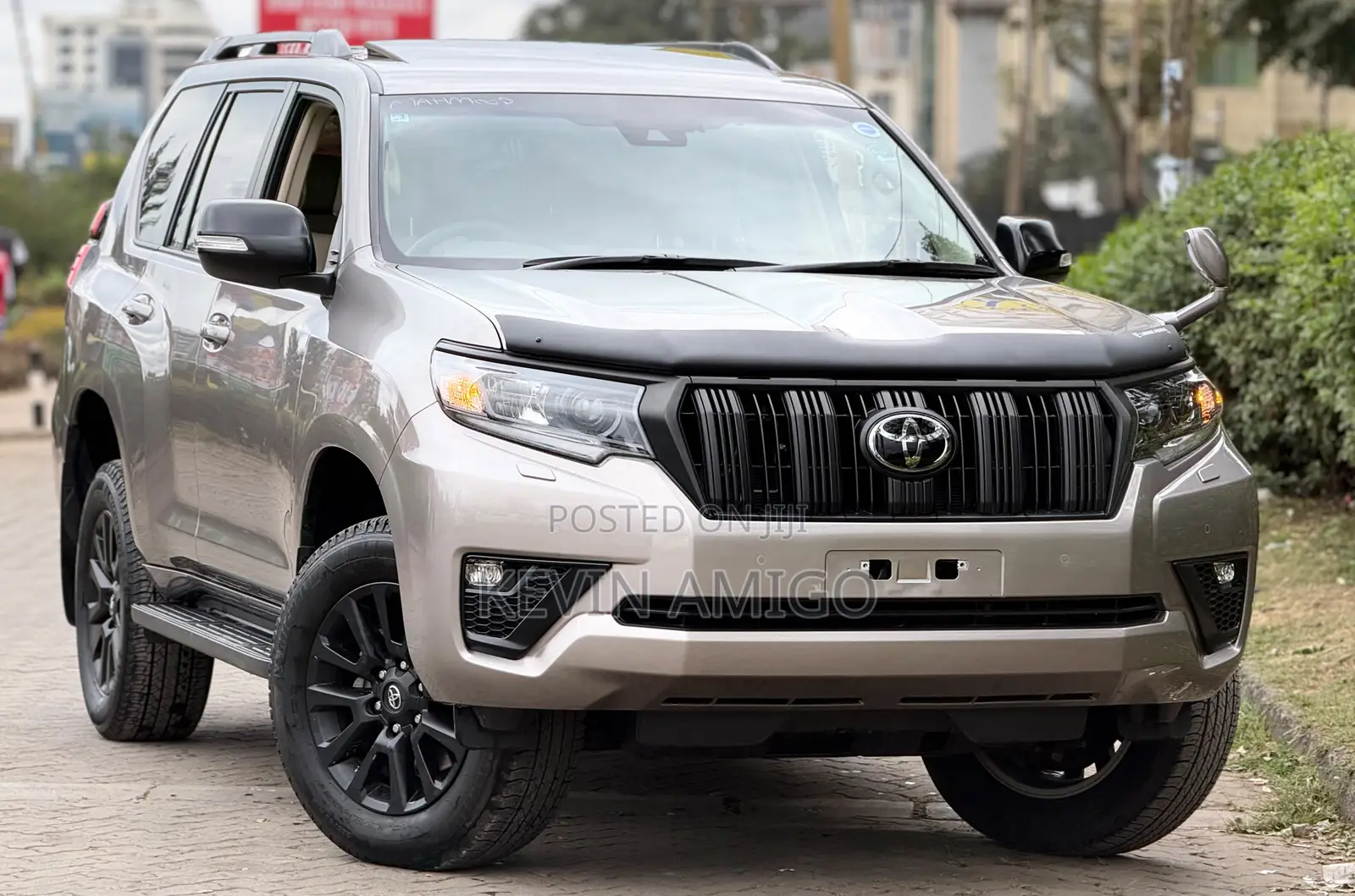Toyota Land Cruiser Prado 2.7 2023 Silver