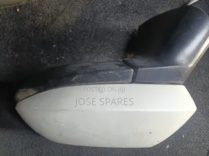 Toyota Sienta L Side Mirror