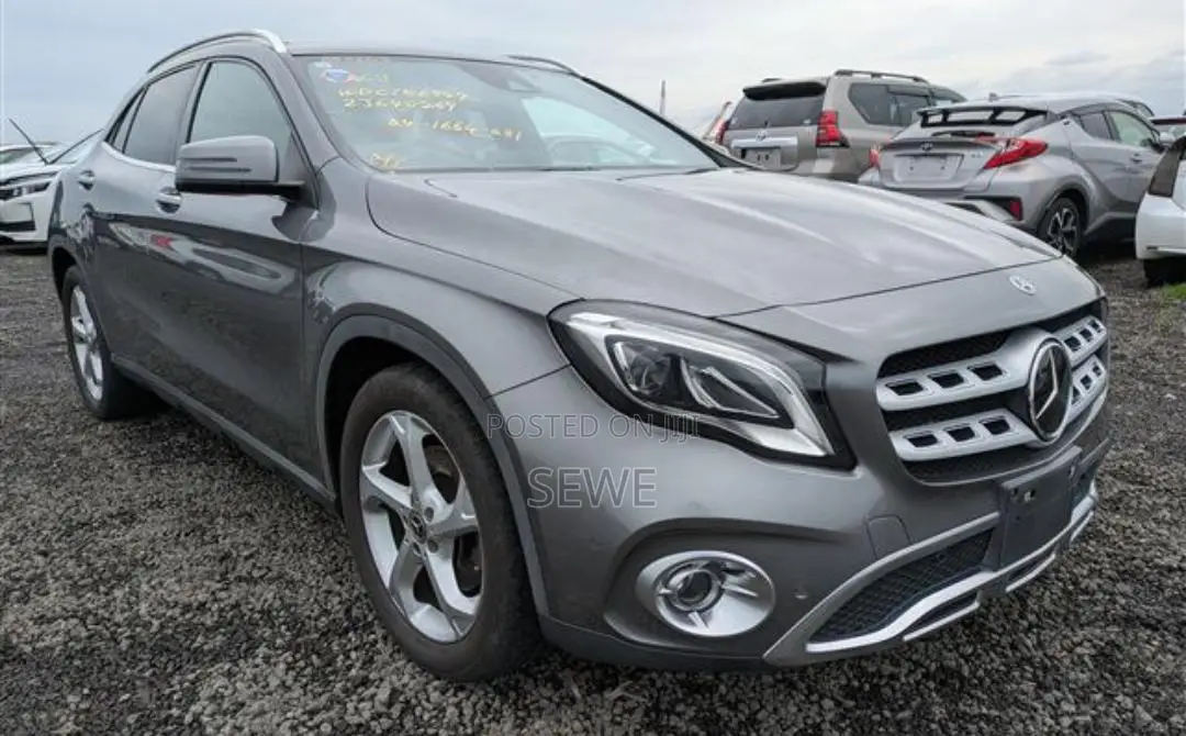 Mercedes-Benz GLA-Class 2019 Gray
