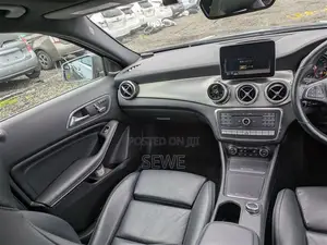 Mercedes-Benz GLA-Class 2019 Gray