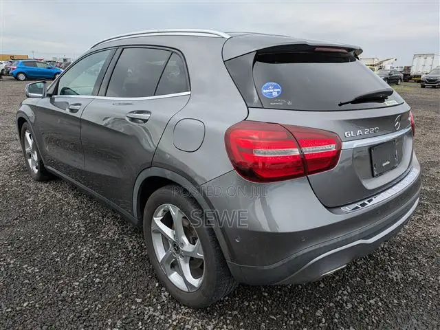 Mercedes-Benz GLA-Class 2019 Gray