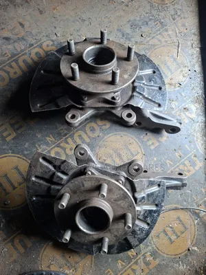 Front and Rear Hub Suzuki Escudo/Vitara J20