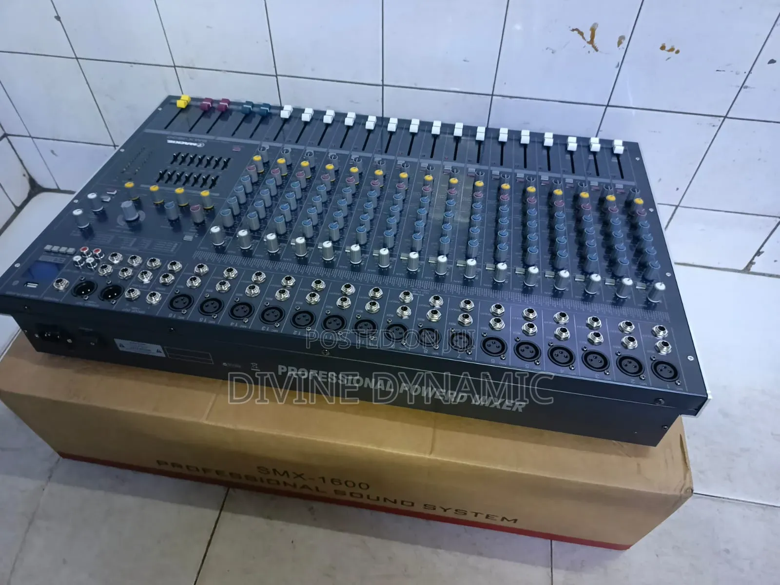SMX-1600 Soundcraft 16channel Plain Mixer