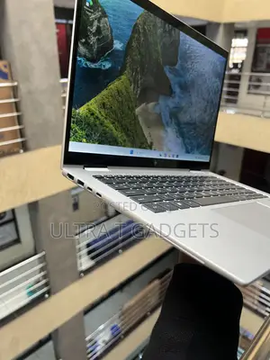 Laptop HP EliteBook x360 1040 G10 16GB Intel Core i7 SSD 512GB