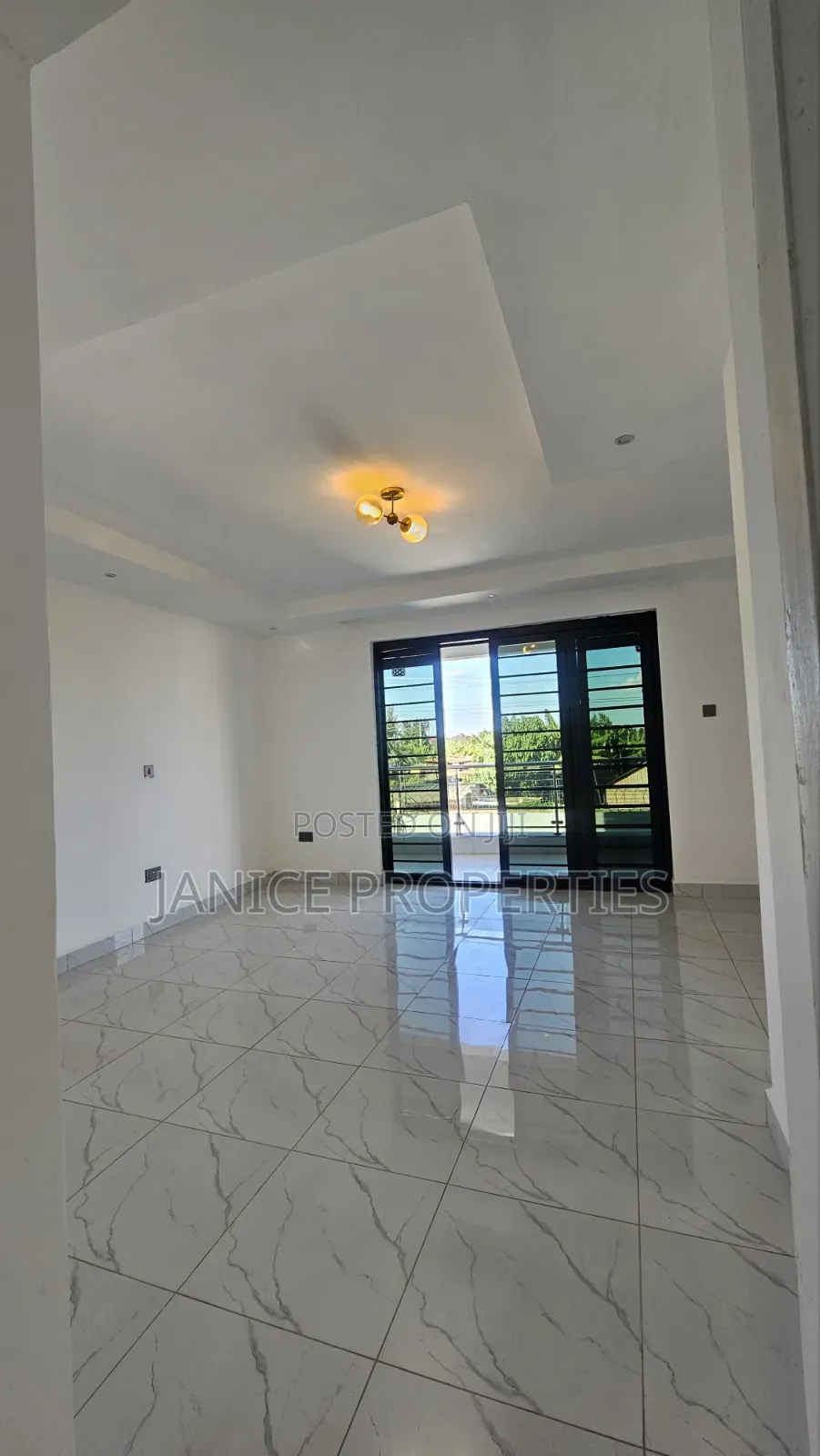 5bdrm Mansion in Ruiru Mugutha Estate, Kimbo for rent