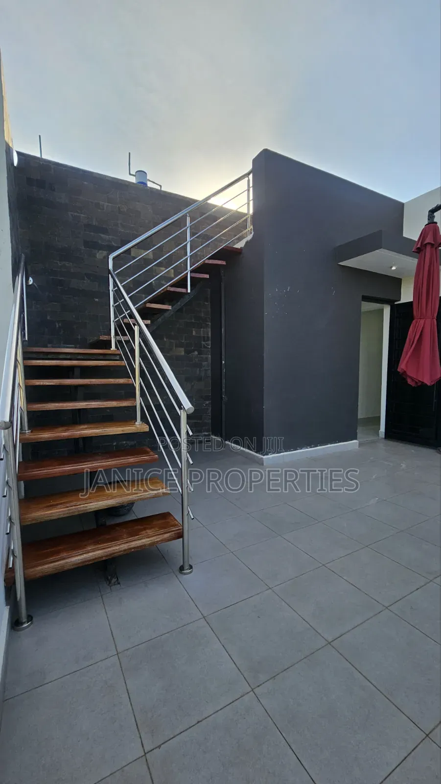 5bdrm Mansion in Ruiru Mugutha Estate, Kimbo for rent