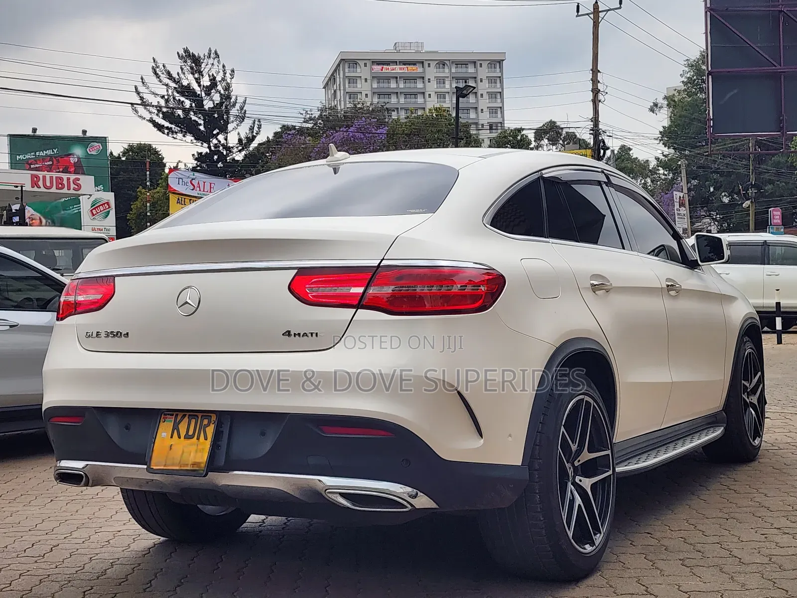 Mercedes-Benz GLE-Class GLE 350d 4MATIC 2017 White