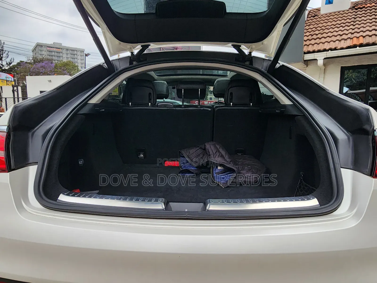 Mercedes-Benz GLE-Class GLE 350d 4MATIC 2017 White