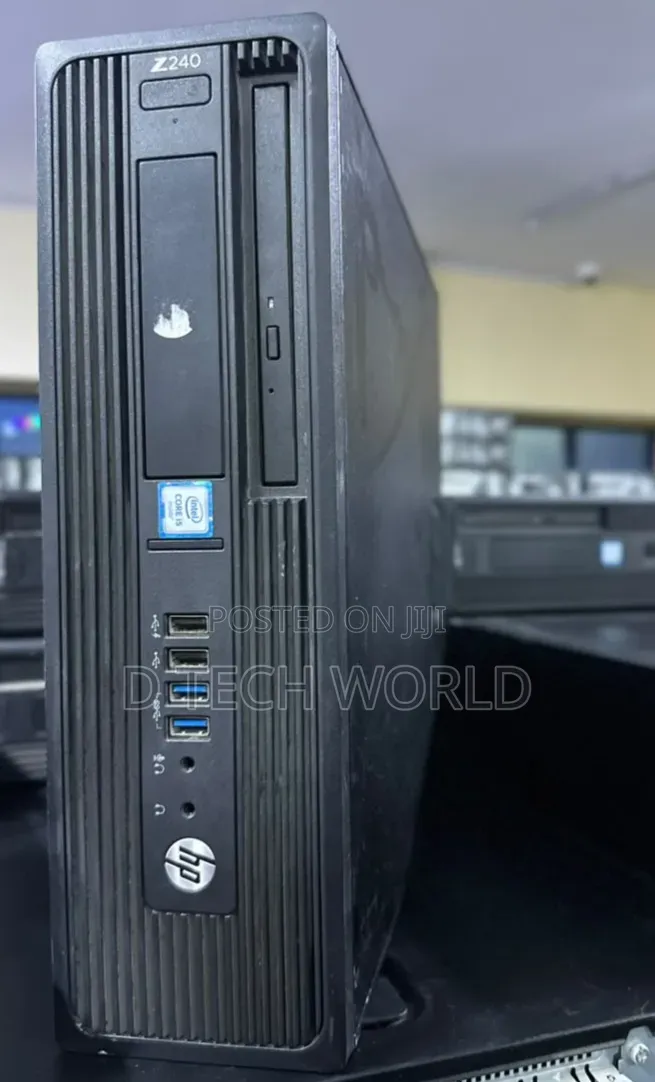 Desktop Computer HP Z240 8GB Intel Core i5 HDD 500GB
