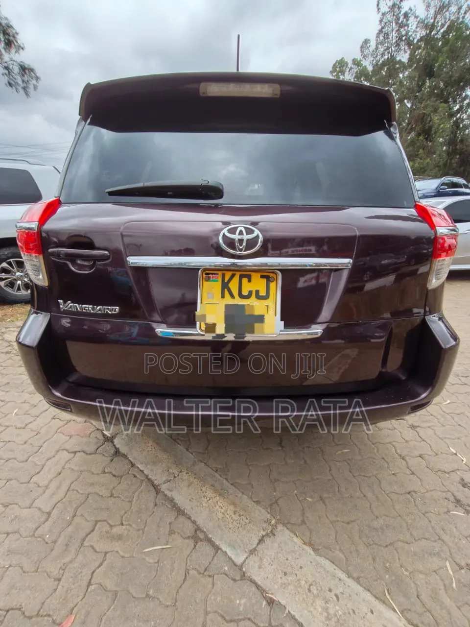Toyota Vanguard 2011 Maroon