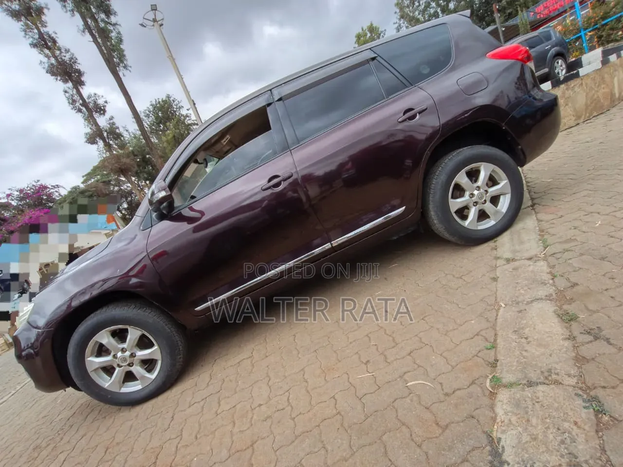 Toyota Vanguard 2011 Maroon