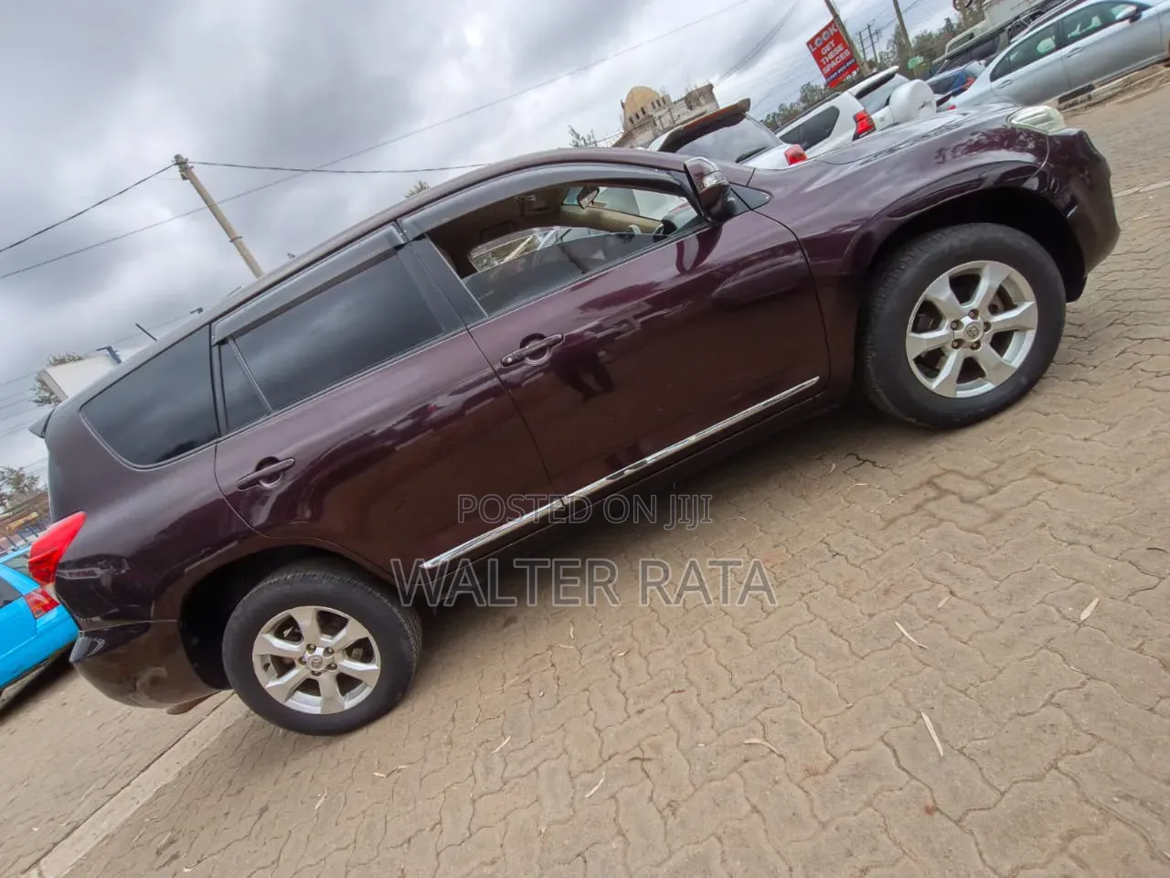 Toyota Vanguard 2011 Maroon