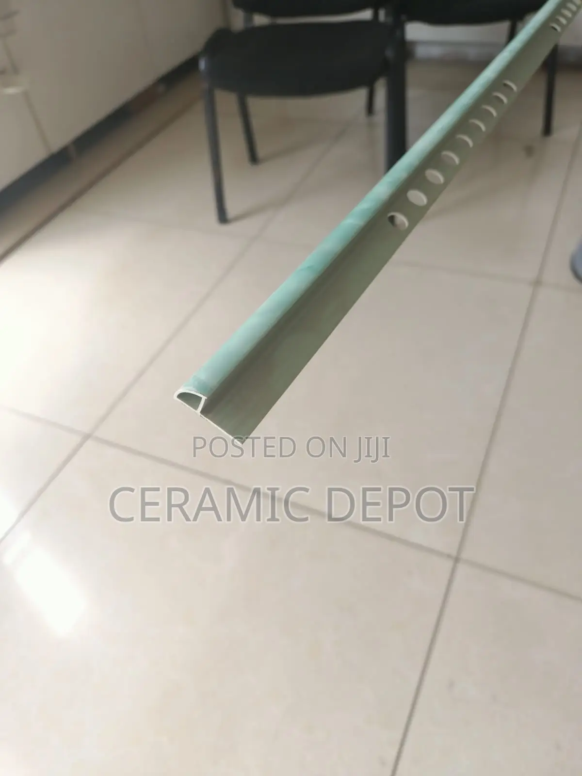 PVC Tile Corner Stripe Marble C013 Green -Bundle of 100pcs 2.4M