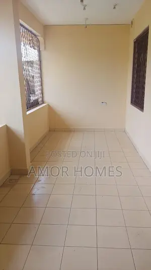4bdrm Apartment in Bombolulu, Kadzandani for rent