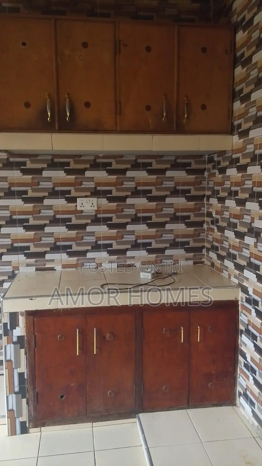 4bdrm Apartment in Bombolulu, Kadzandani for rent