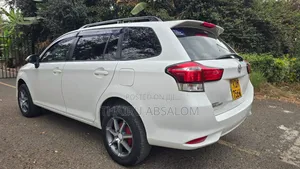 Toyota Corolla Fielder 2016 White