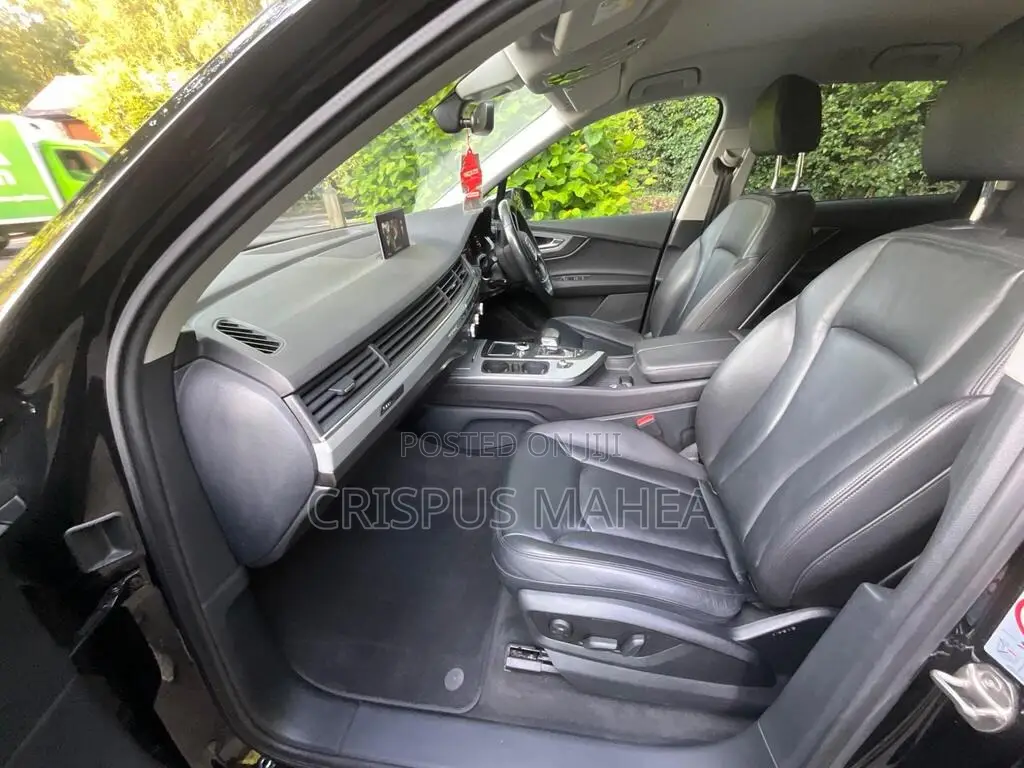 Audi Q7 45 SE Premium AWD quattro 2019 Black