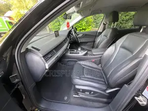 Audi Q7 45 SE Premium AWD quattro 2019 Black