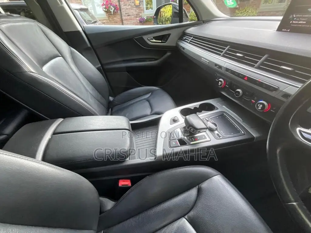 Audi Q7 45 SE Premium AWD quattro 2019 Black