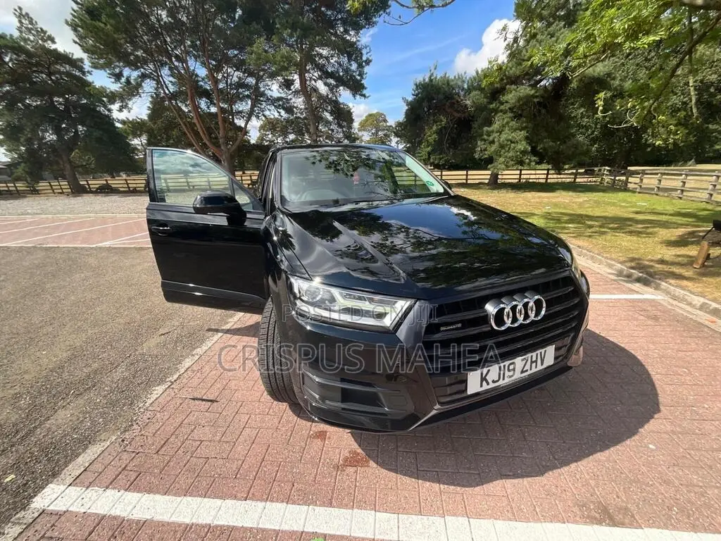 Audi Q7 45 SE Premium AWD quattro 2019 Black