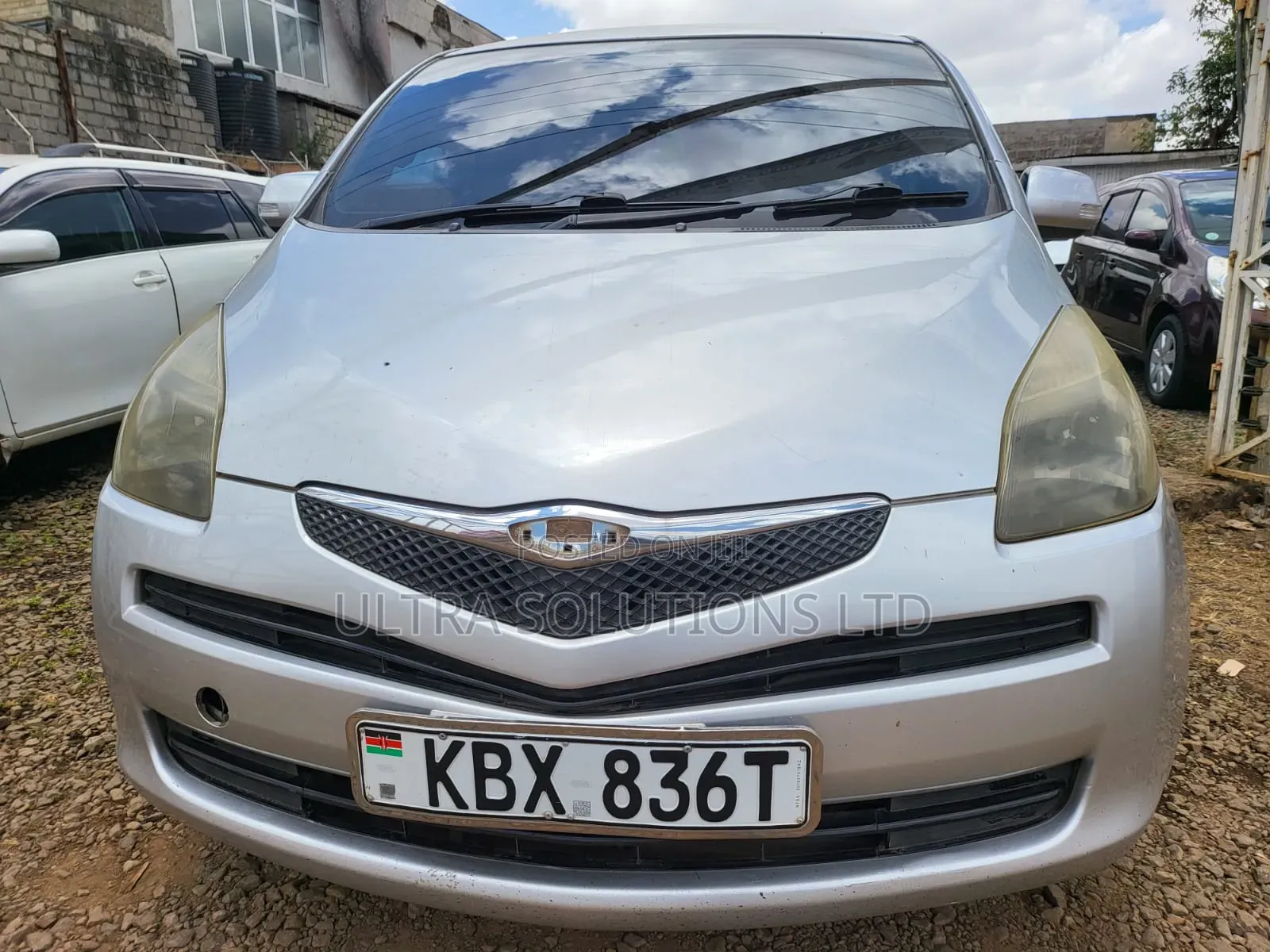 Toyota Ractis 2008 Silver