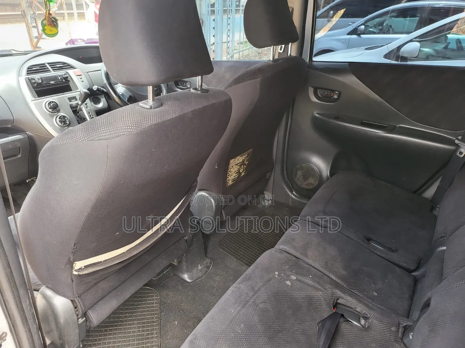 Toyota Ractis 2008 Silver
