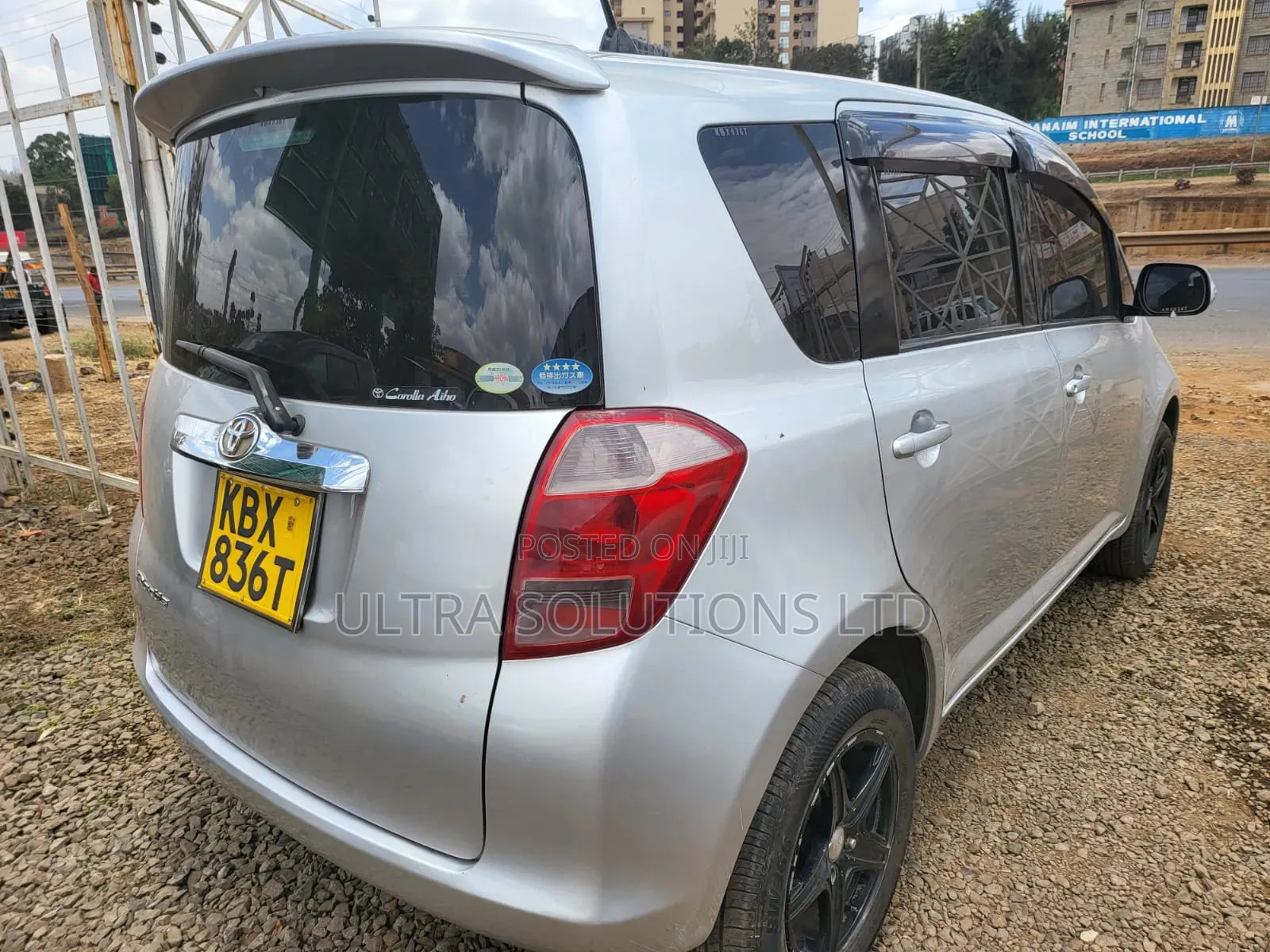 Toyota Ractis 2008 Silver