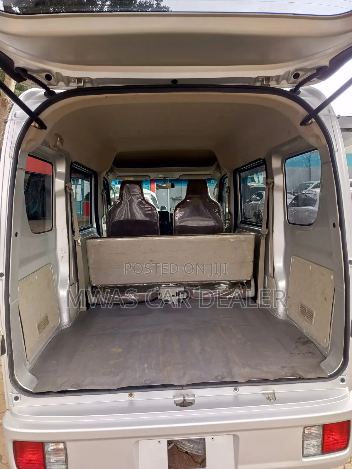 Nissan Clipper 2019 Silver