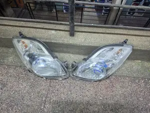 Toyota Vitz 2005 Non Xenon Headlights