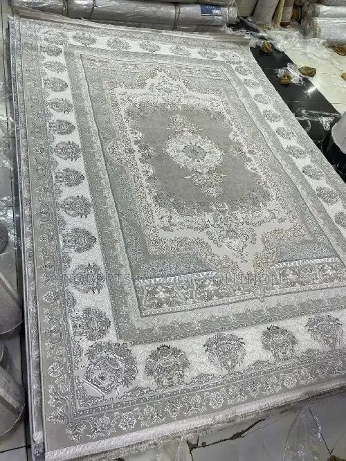 Gallery-Worthy Milat Collection Area Rug