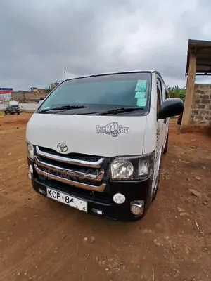 Toyota HiAce 2014 White