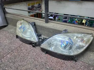Mazda Demio 2002-2005 Non-Xenon Headlights