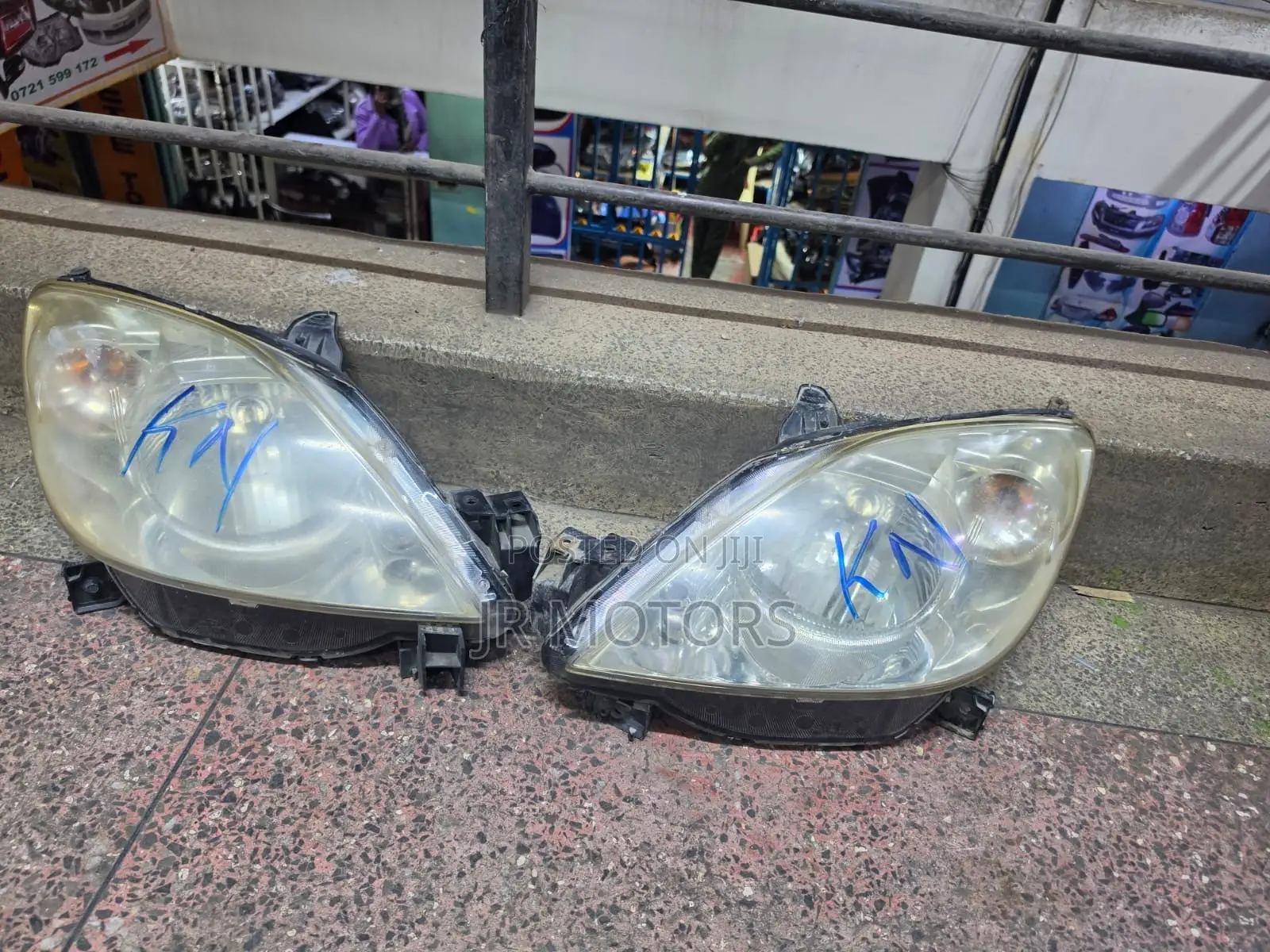 Mazda Demio 2002-2005 Non-Xenon Headlights