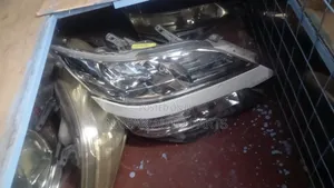 Toyota Vellfire 2012 Headlight